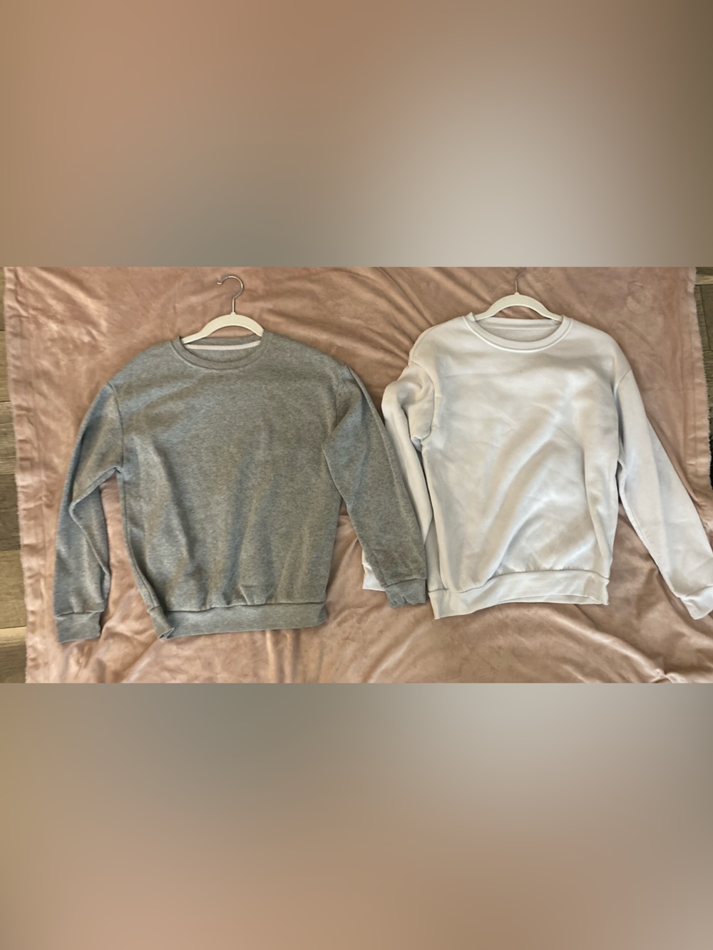 Classic Crewneck Sweatshirt - Gray & White